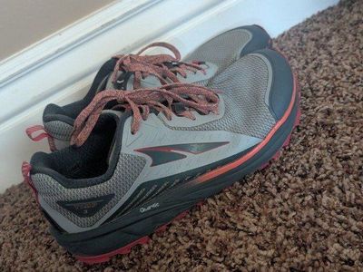 Altra Timp 3 Women's size 8.5 Trail Running Shoes - Gray/Coral