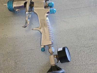 spray paint guns