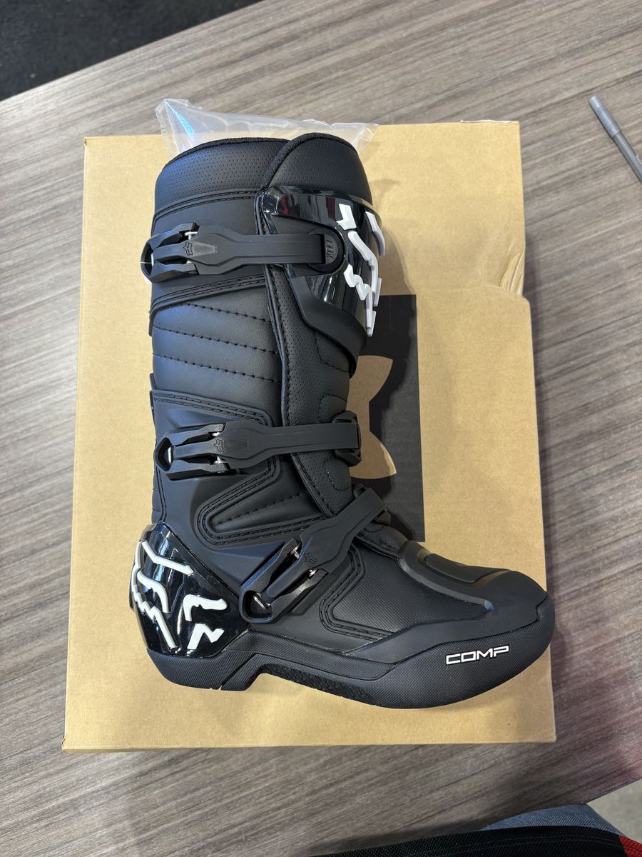 FOX MX COMP BOOTS YOUTH SIZE 2