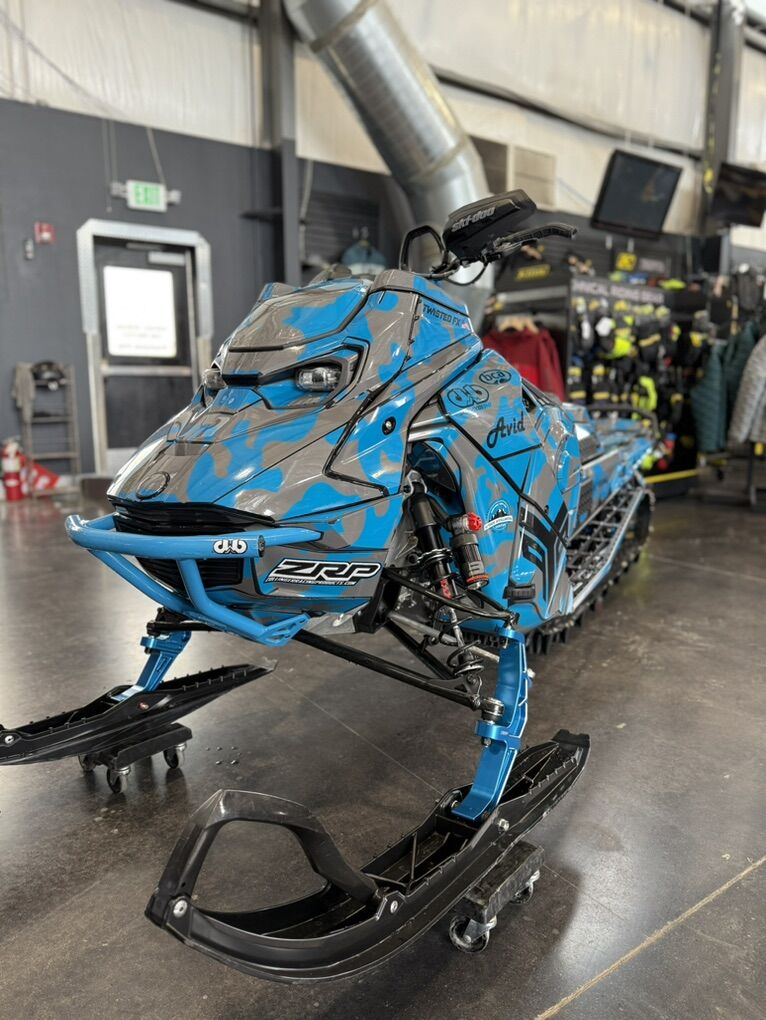 2025 Ski Doo Expert 154 Turbo