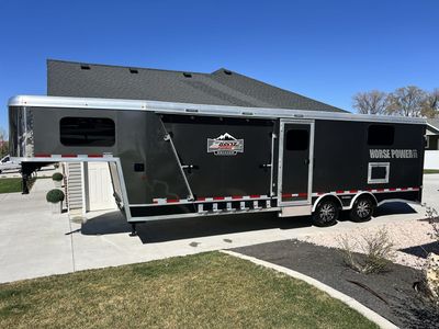2021 Logan Coach Zbroz Horsepower Trailer