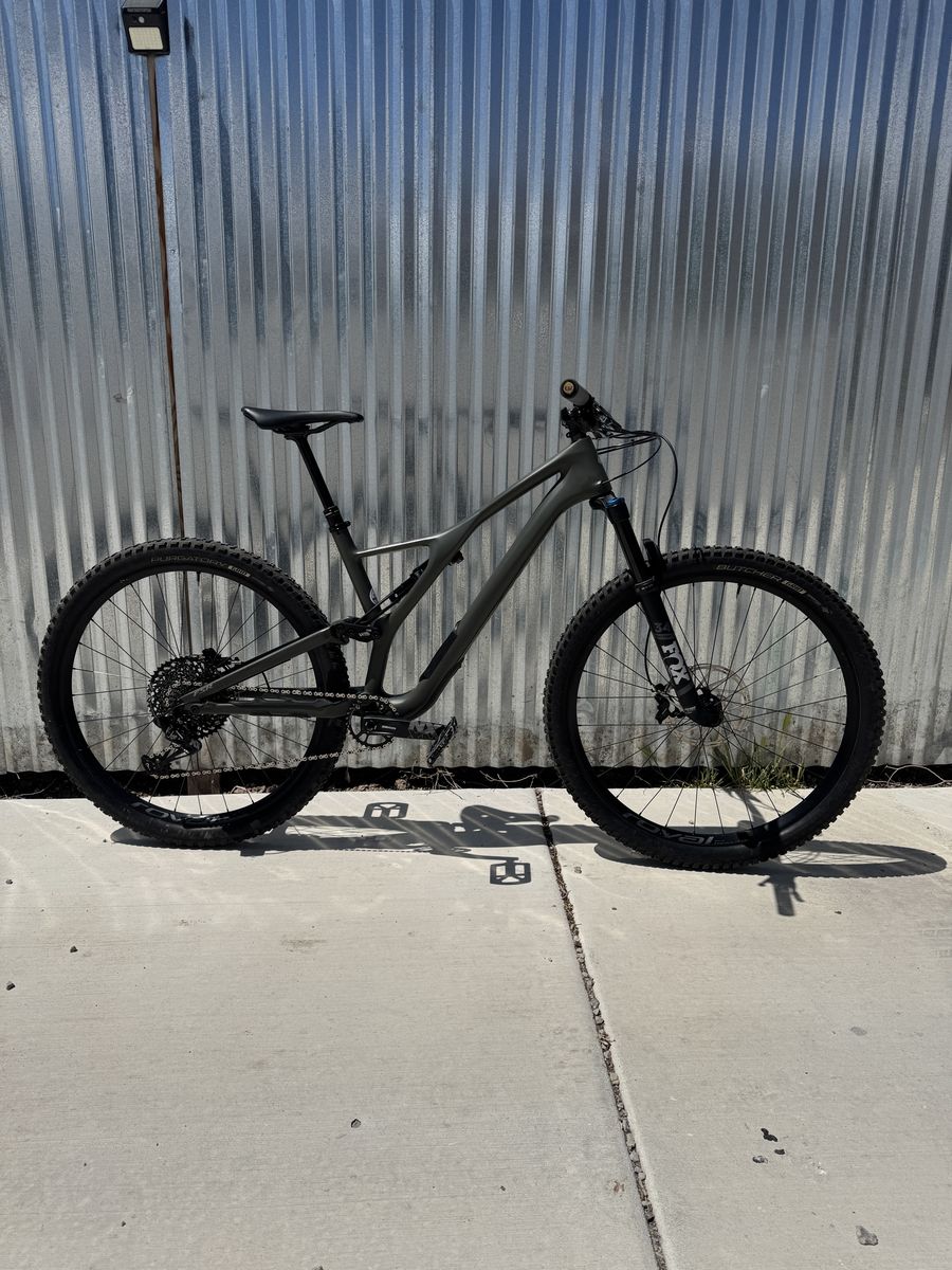 2020 Specialized Stumpjumpber Comp Carbon 29 Large