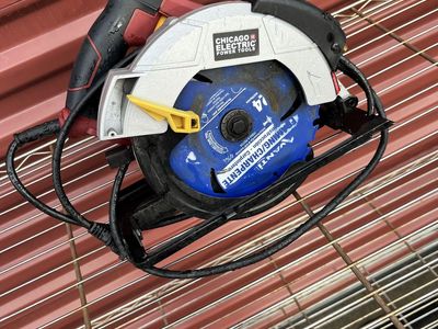 7” Circular Saw in Excellent Condition