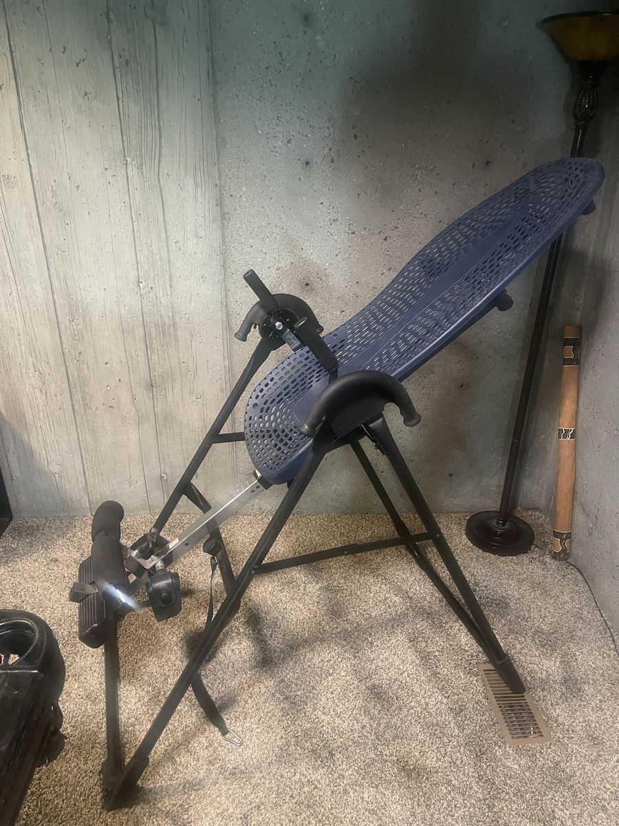Teeter inversion table