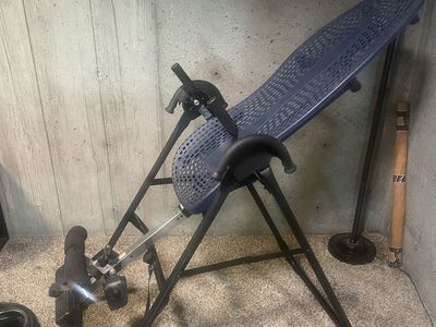 Teeter inversion table