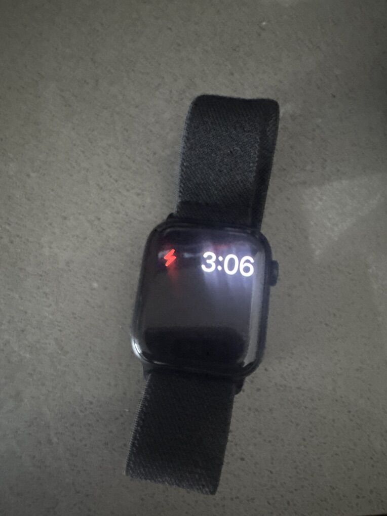 Apple Watch Series 7 45mm