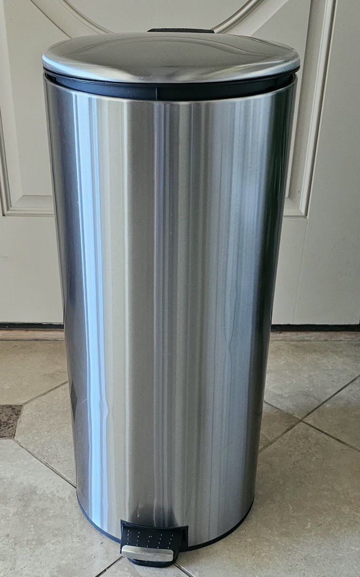 Trash Can Stainless Steel 8 Gallon