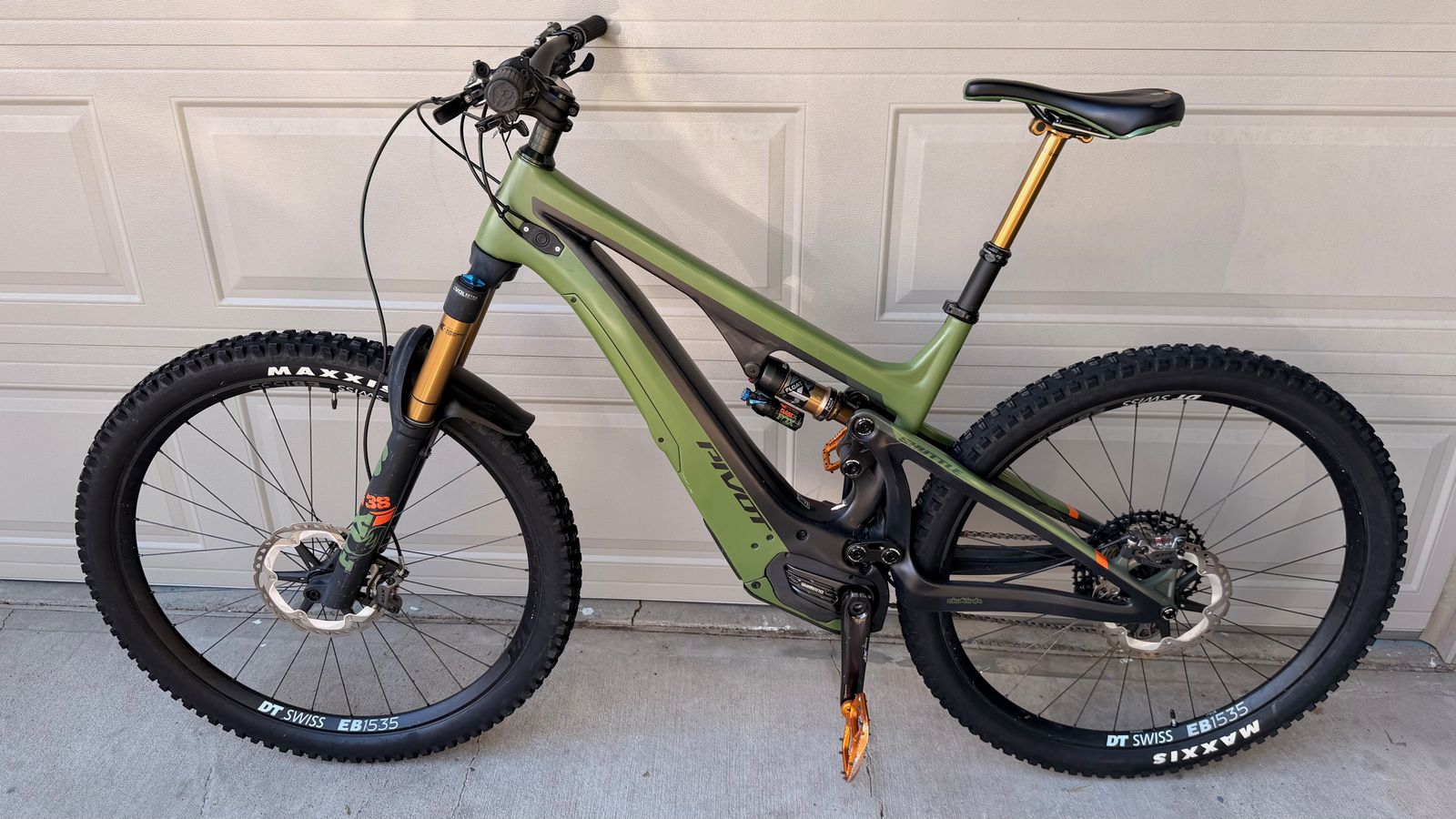 2022 Pivot Shuttle AM eMTB Electric Mountain Bike - Green, Full Suspension, sz Large