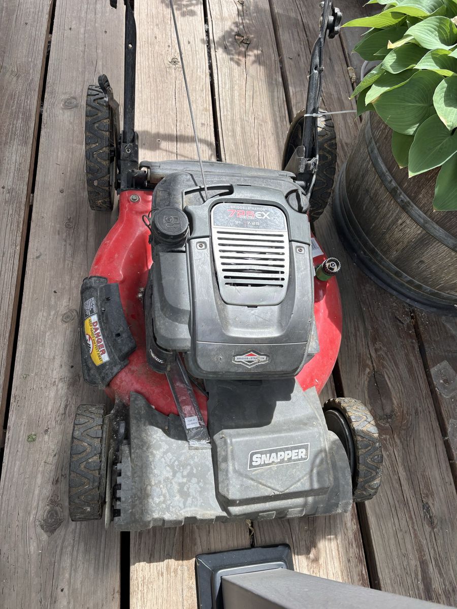 Snapper Lawnmower