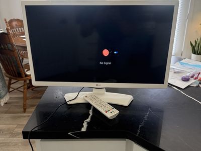 LG 24-inch Smart TV - White LED Display with Original Remote