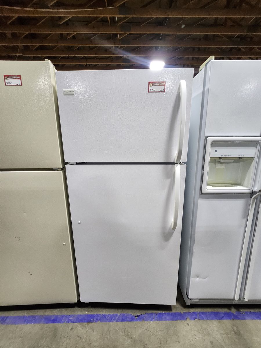 Frigidaire Top-Freezer Refrigerator in White