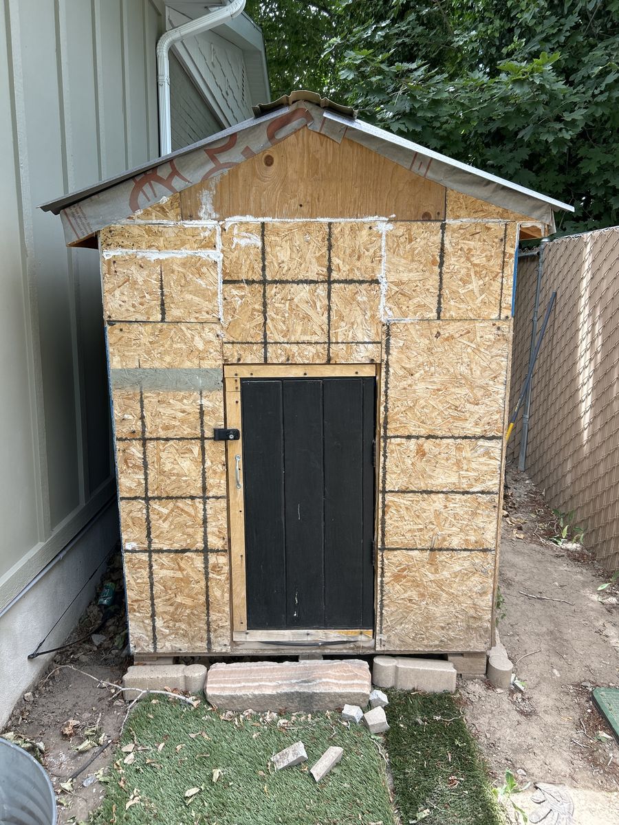 Tiny play house thing