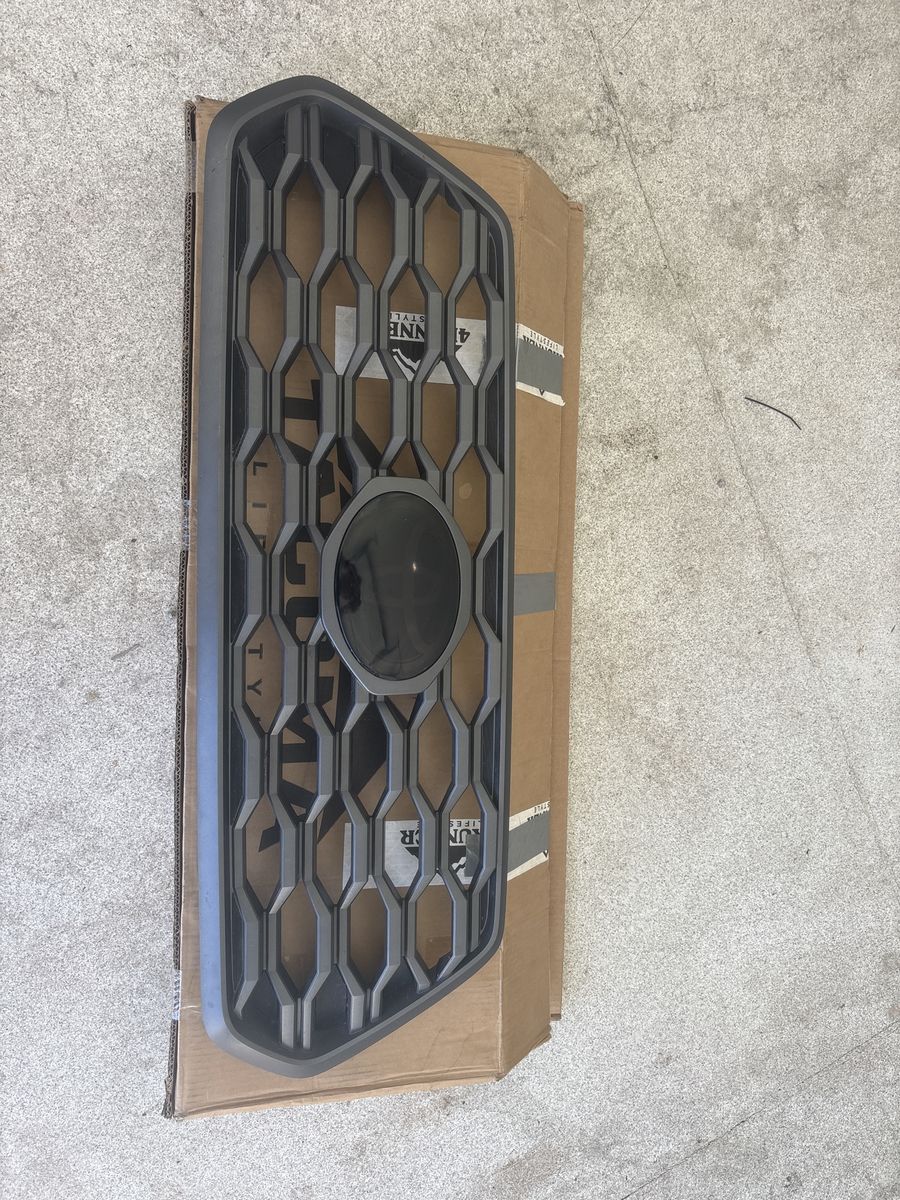 3rd gen Tacoma front grill tinted