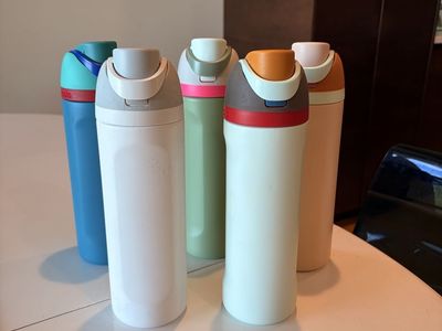 Owala water bottle 24oz