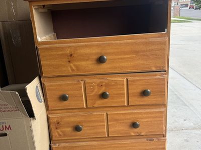 Dresser