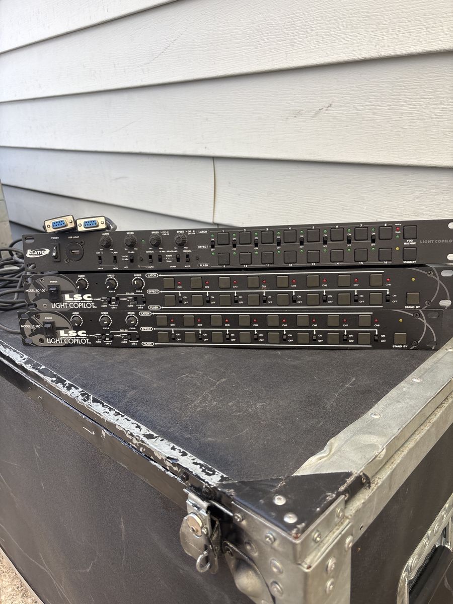 LSC Light Copilot LC100 Rack Mount DMX Lighting Controller, 16-channel