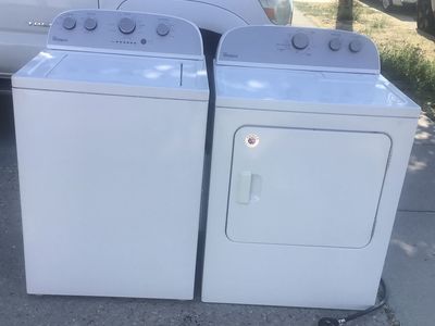 Beautiful Whirlpool Top Load Washing Machine and Electric Dryer Set - White. Includes free delivery !