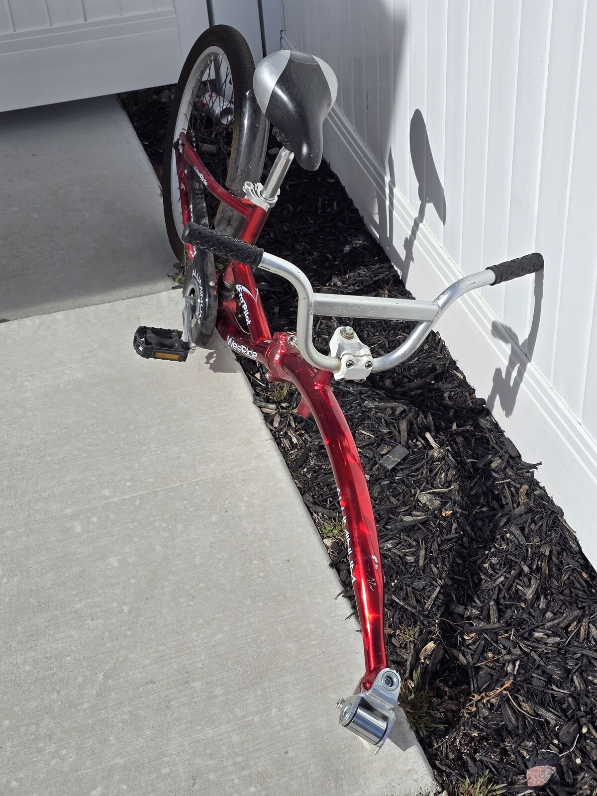 WeeRide Pro-Pilot Two-Wheel Bicycle Trailer, Red