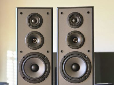 3-way Pioneer S-H352F-K speakers
