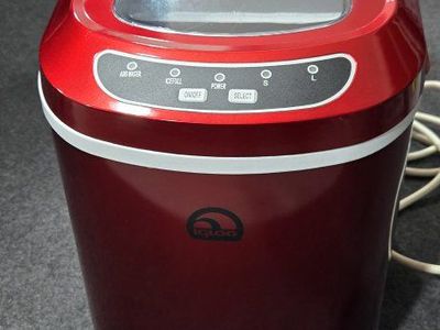 Ice maker counter top