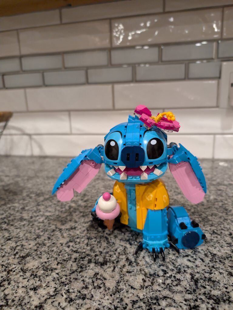 Lego Stitch building kit