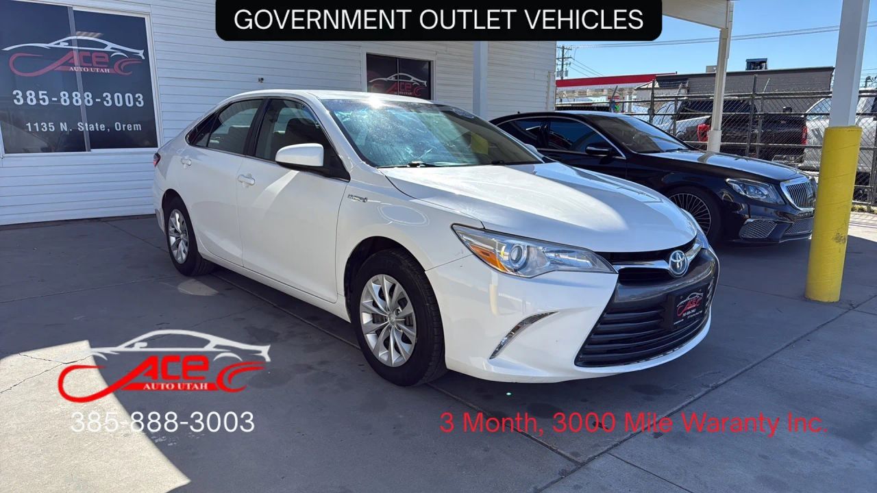 2017 TOYOTA CAMRY LE