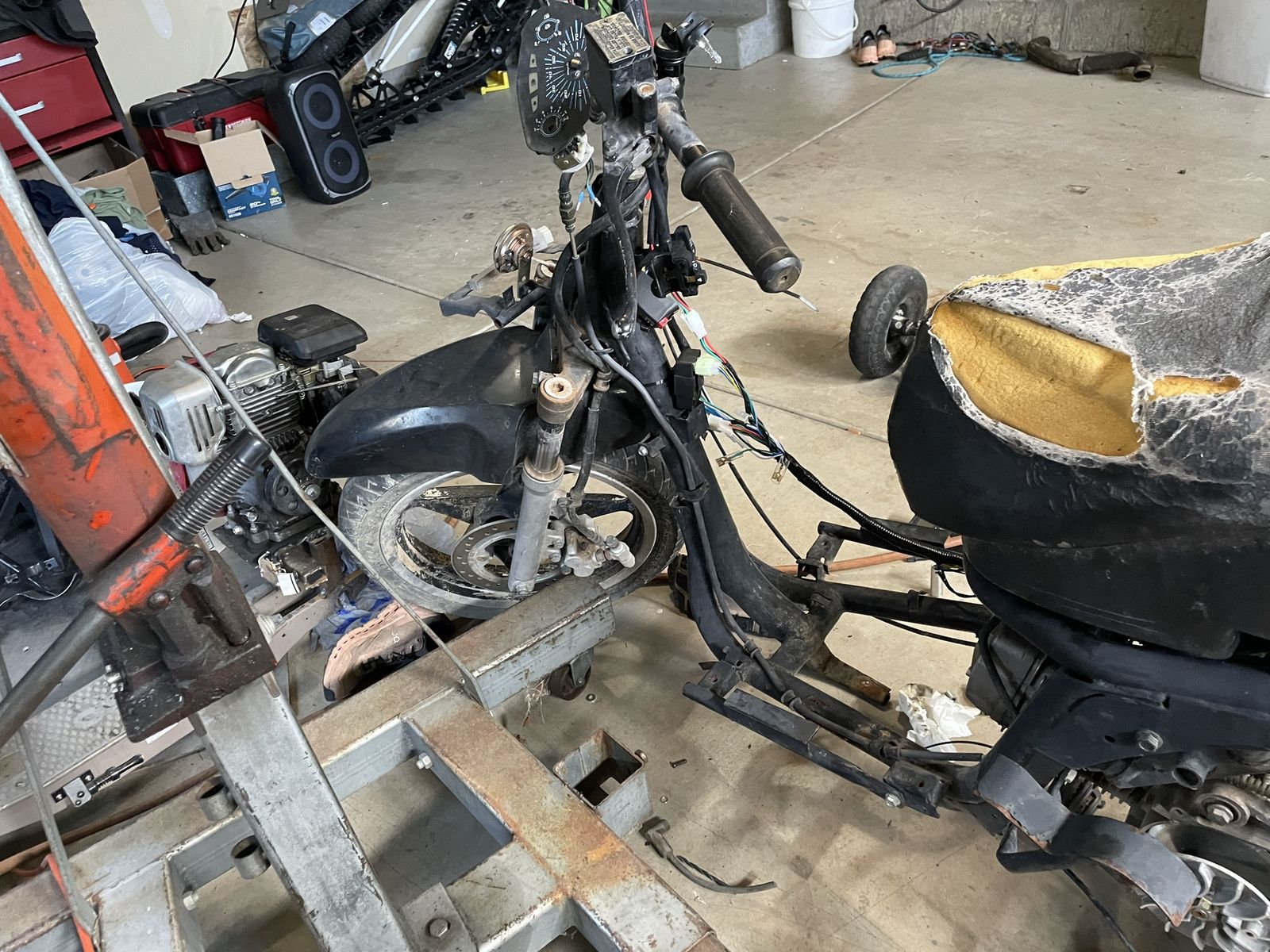 Moped motorcycle