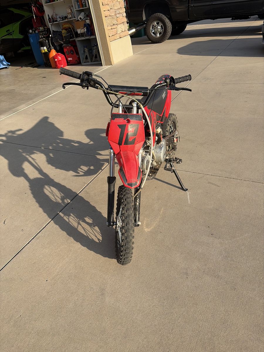 SSR 125 Dirt Bike - Red, Used, Well-Maintained