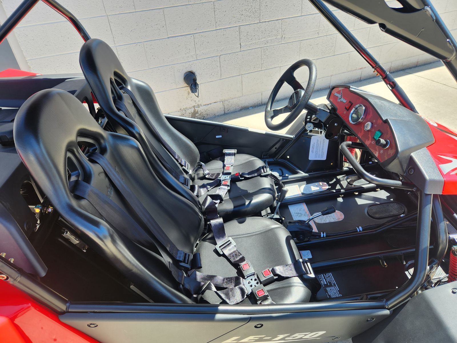 Main image 6