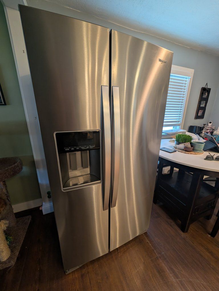Whirlpool side by side, counter depth fridge