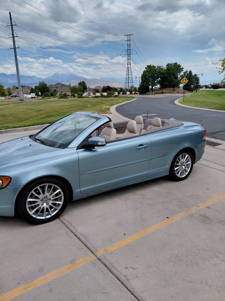 2008 Volvo C70 T5