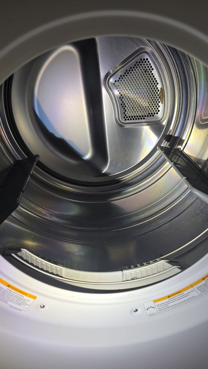 Main image 6