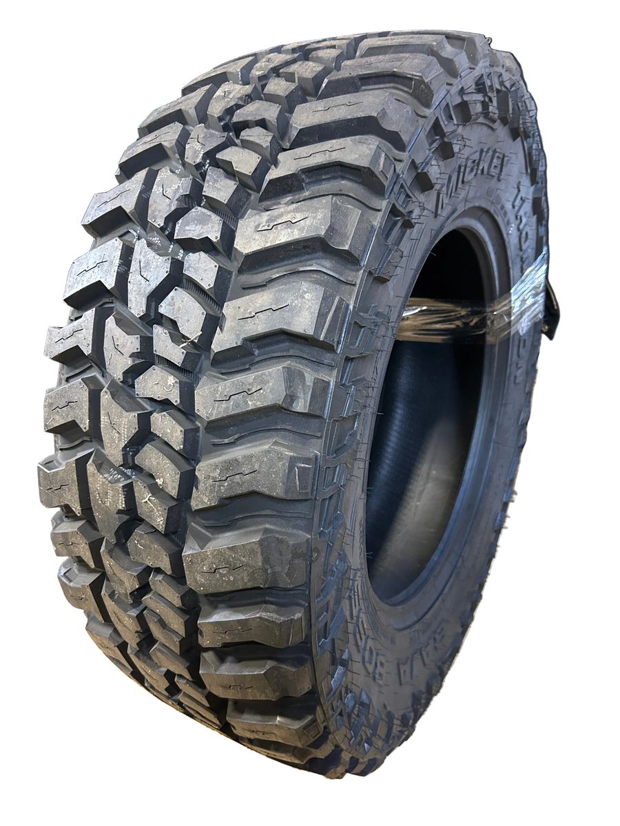 2 MICKEY THOMPSON BAJA BOSS M/T BSW LT 37 12.5 20 126Q 10PLY MUD TIRE 331110004