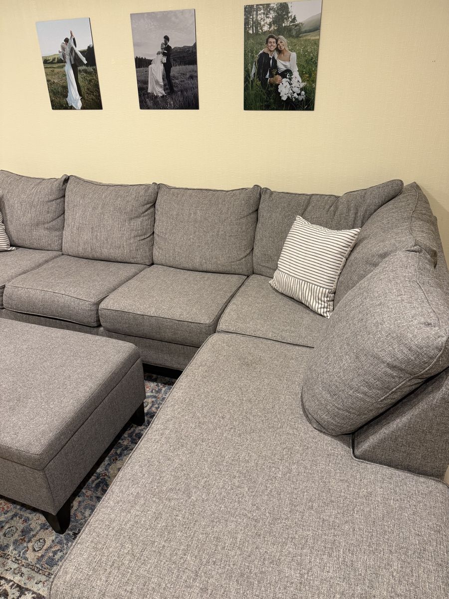 Grey Couch - good as new