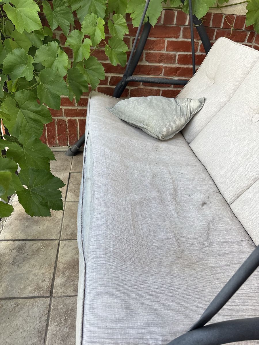 Porch swing