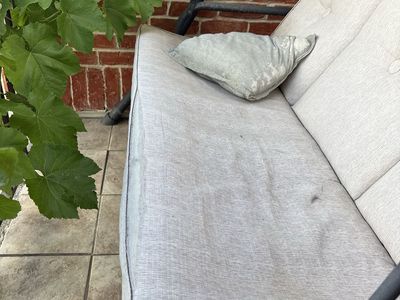 Porch swing