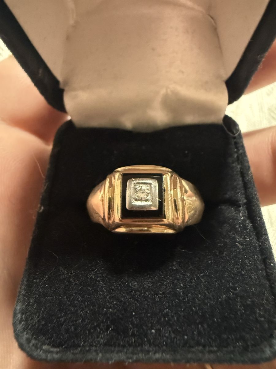 Men's 10K Gold Ring with Diamond Accent and  obsidian Inlay - Estate Jewelry
