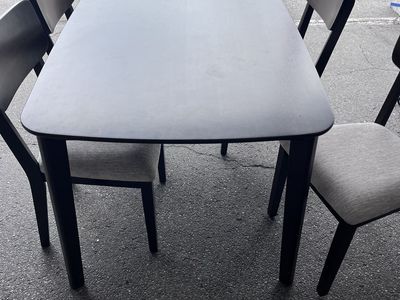 Brand New!!!! Modern Dining Table with 4 Chairs