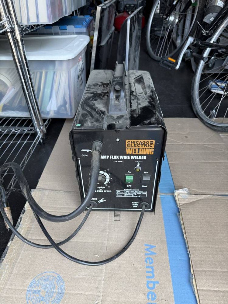 Chicago Electric 90 Amp Flux Wire Welder