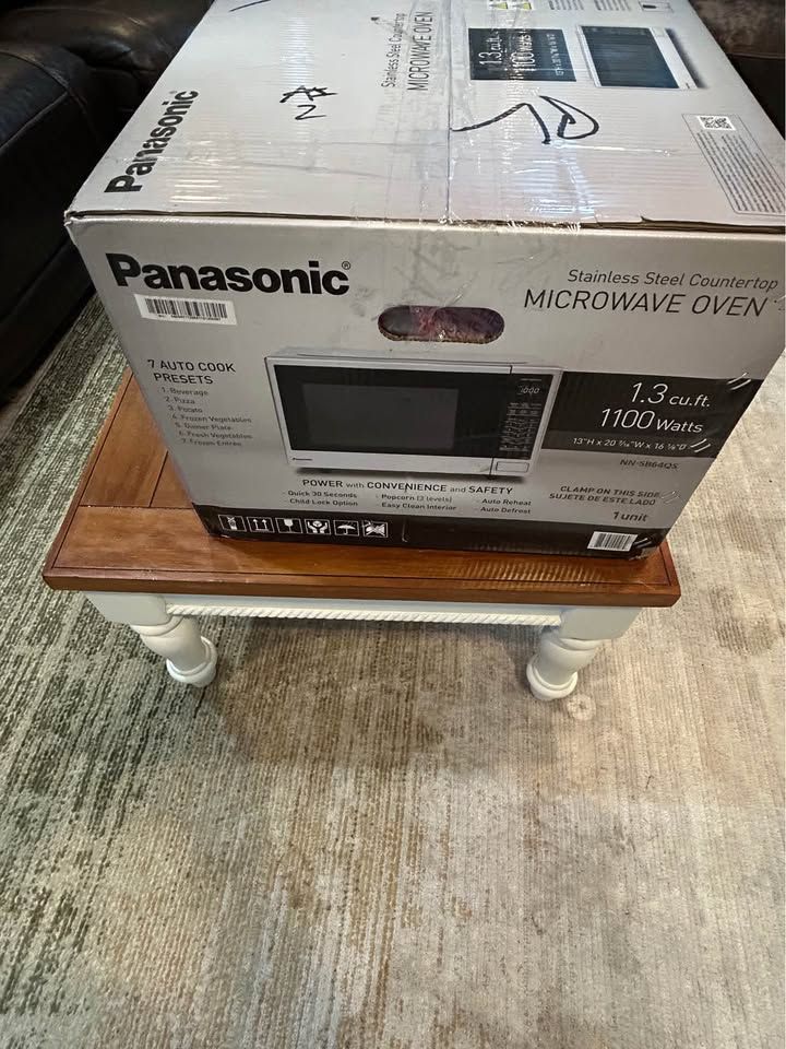 Panasonic Countertop Microwave Oven
