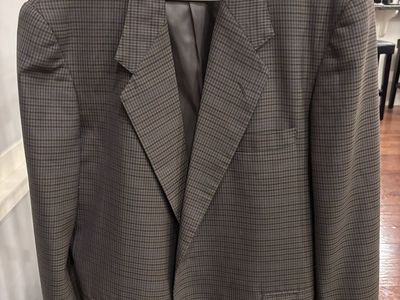 Men’s suit jacket size 44 Damat brown
