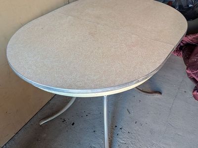 VINTAGE KITCHEN TABLE