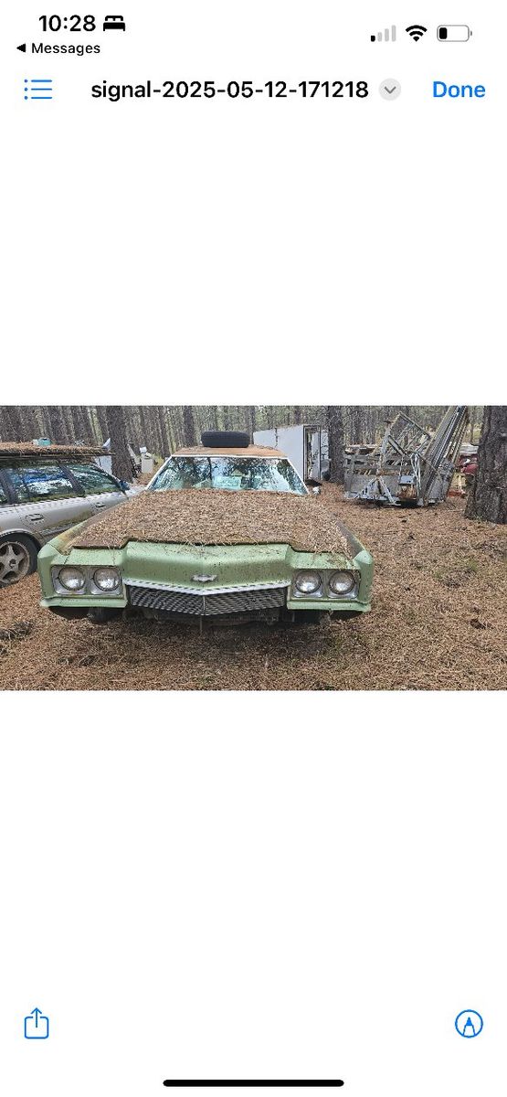 Family getting out of derby