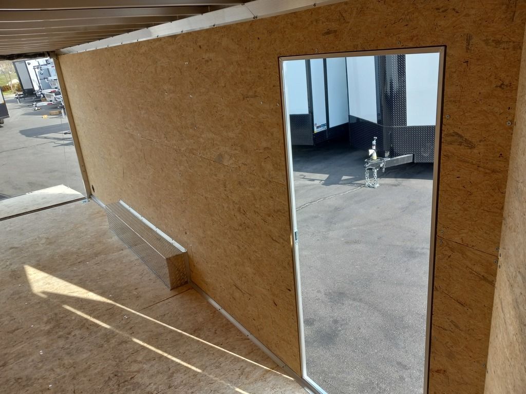 Main image 21