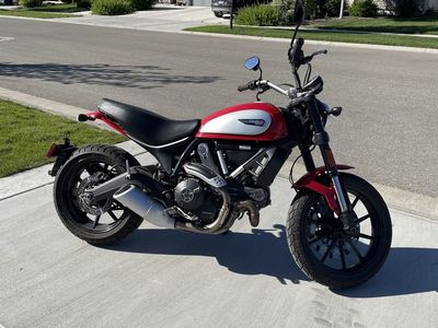 2017 Ducati Scrambler Icon