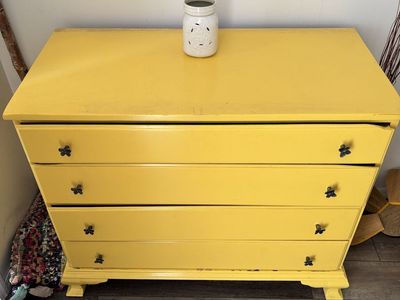 Nice solid dresser