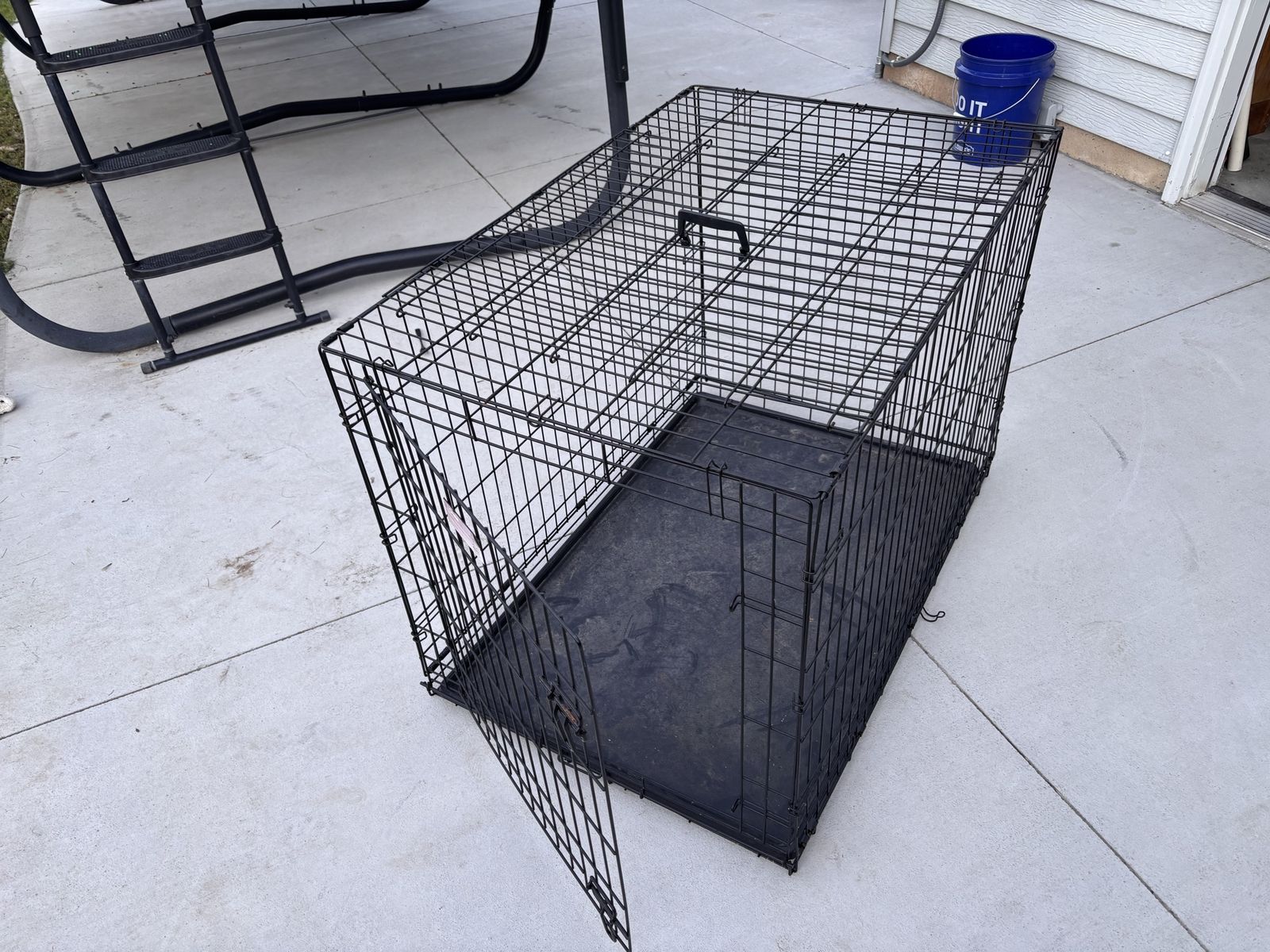 Dog Crate - 42L x 28W x 30H - Home Training System