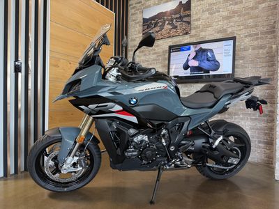 2026 BMW S 1000 XR