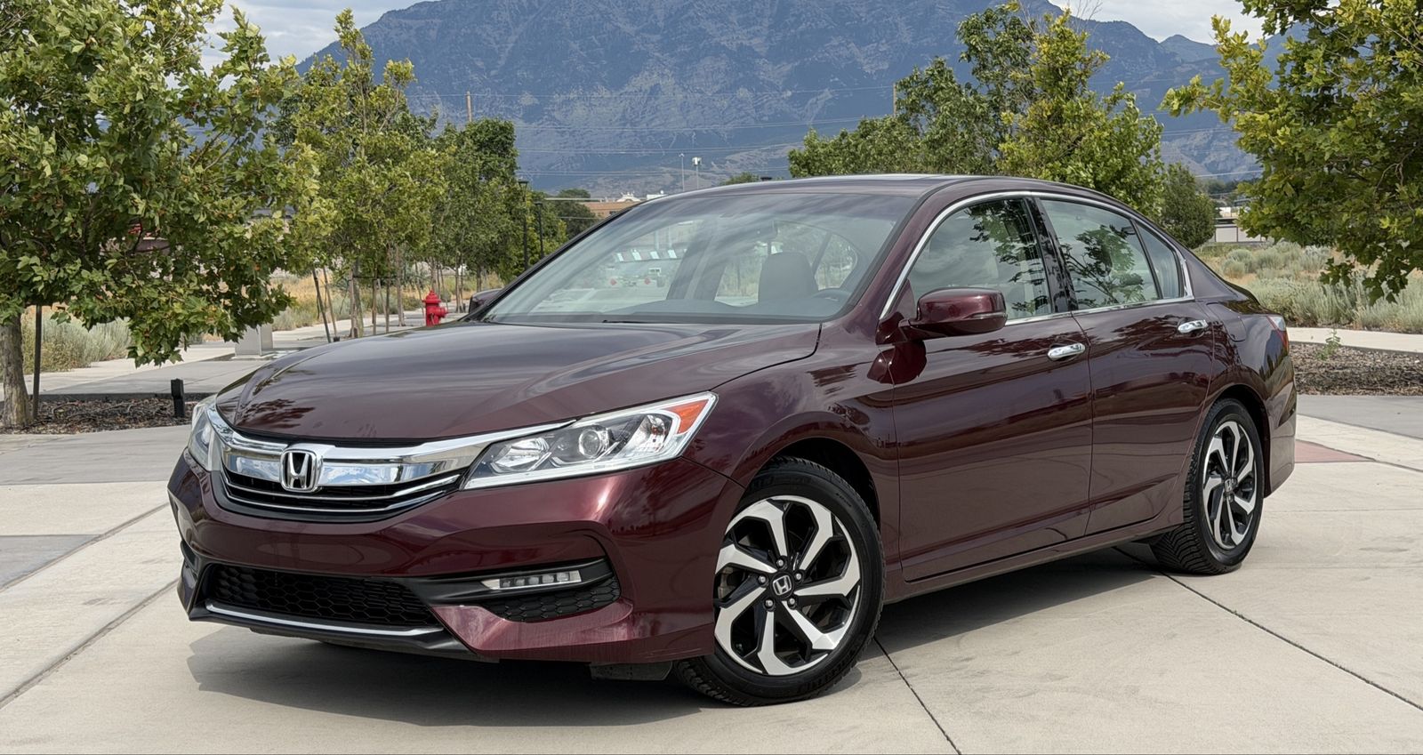 2017 Honda Accord EX-L V-6 — rebuilt & branded title, 19% below market