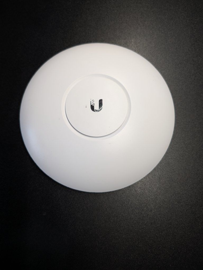 Ubiquiti UniFi AP AC Pro | Dual-Band Access Point